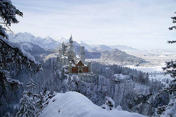 Schloss_Neuschwanstein_im_Winter_4179_55b87949f29.jpg