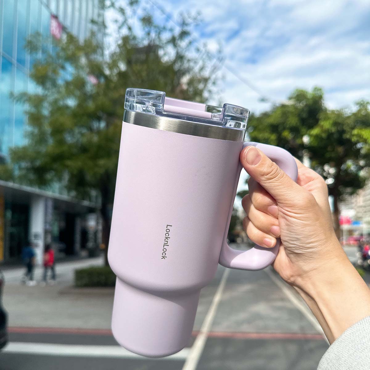 樂扣樂扣locknlock時尚水壺48折！2025新品不鏽鋼吸管杯、漸層色絕美水壺、方便攪拌的搖搖杯，一瓶搞定你的喝水需求！