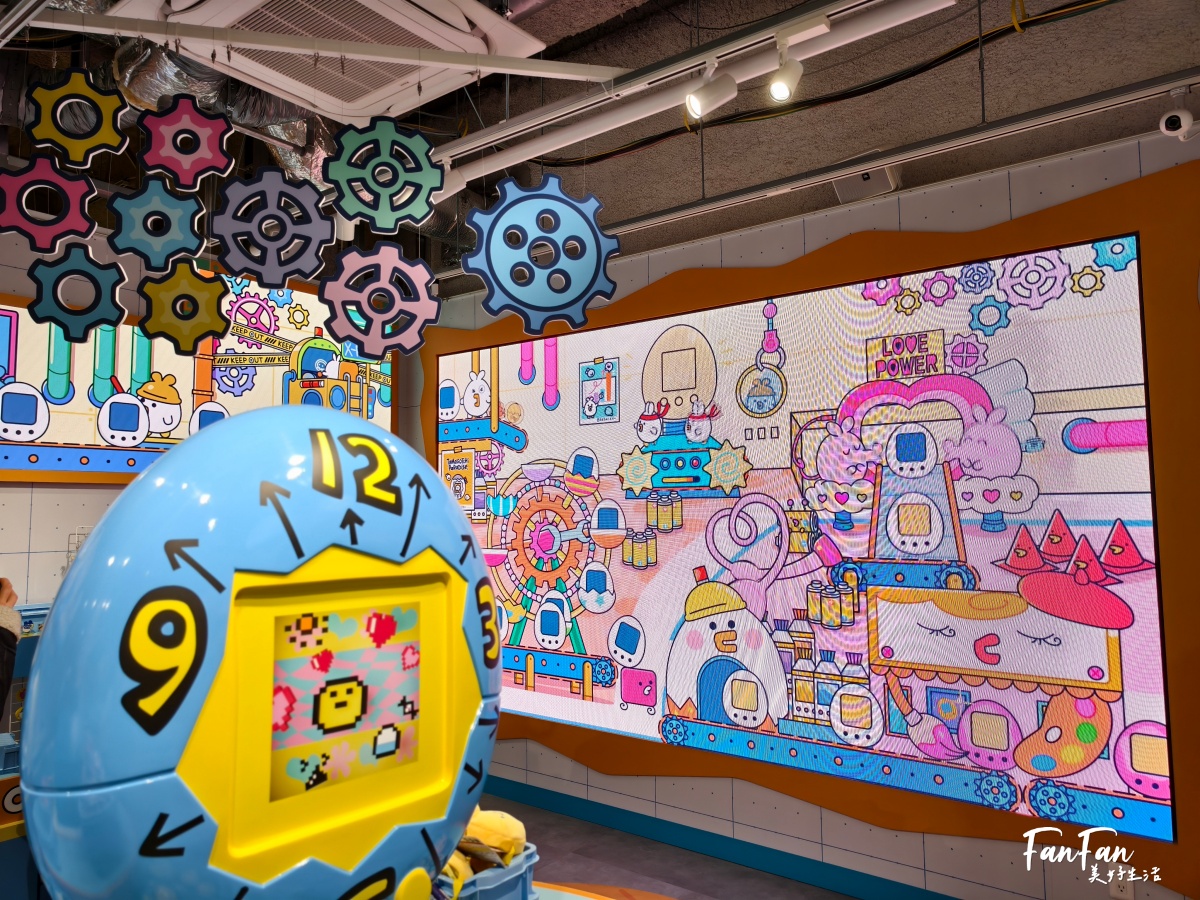 來去Tamagotchi factory原宿體驗概念店！Lab Tama連線交換最新道具、超萌必敗限定款迷你公仔造型瓶！たまごっち ふぁくとり