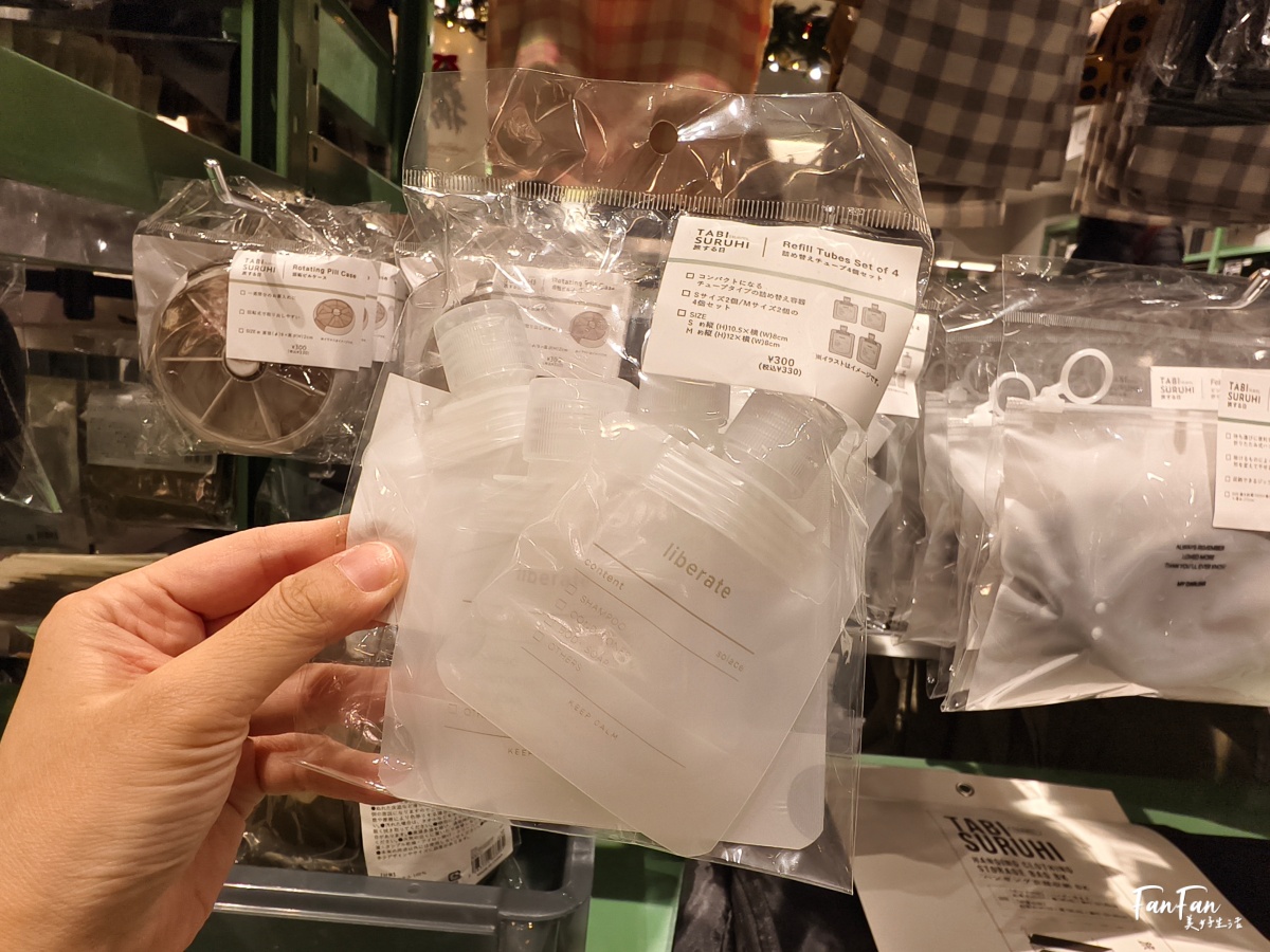 3COINS實用小物開箱推薦！人氣商品搶先看：3COINS必逛必買！日本百元雜貨店スリーコインズ｜原宿旗艦店