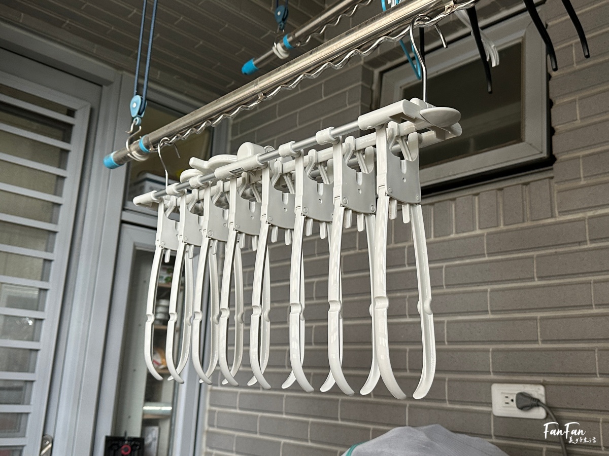 3COINS實用小物開箱推薦！人氣商品搶先看：3COINS必逛必買！日本百元雜貨店スリーコインズ｜原宿旗艦店