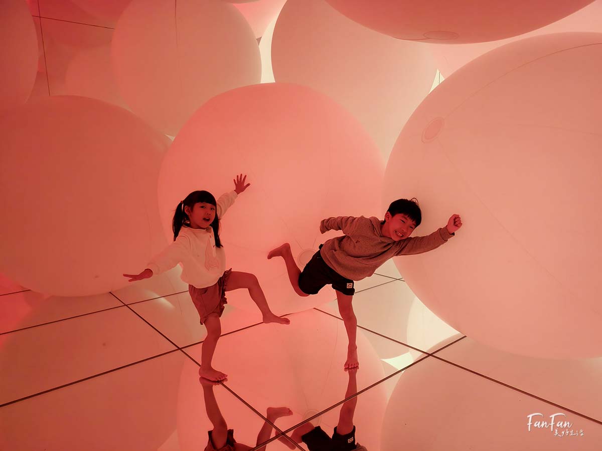 東京必去打卡景點！豐洲TeamLab Planets TOKYO DMM展覽參觀攻略！東京最夢幻的沈浸式互動藝術展覽