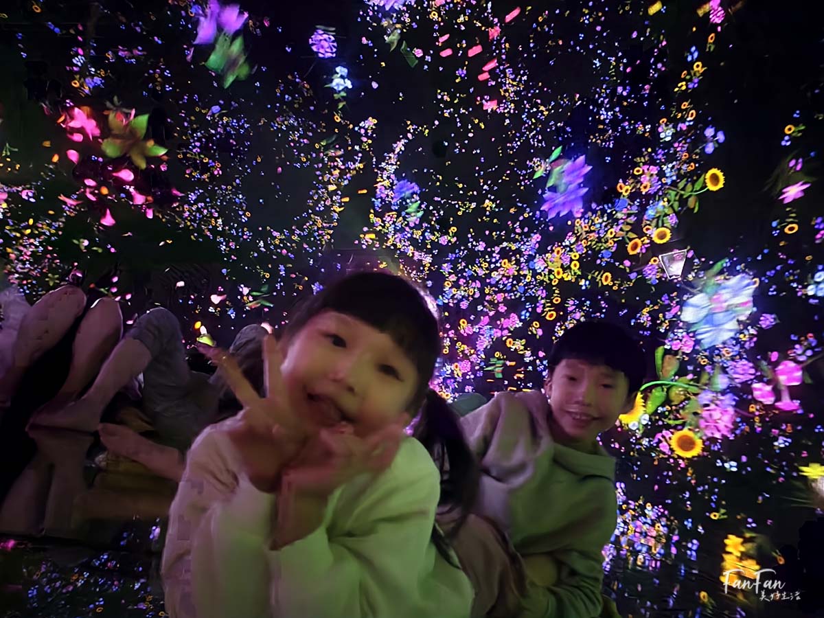 東京必去打卡景點!豐洲TeamLab Planets TOKYO DMM展覽參觀攻略!東京最夢幻的沈浸式互動藝術展覽 - 第19張圖 東京必去打卡景點!豐洲TeamLab Planets TOKYO DMM展覽參觀攻略!東京最夢幻的沈浸式互動藝術展覽
