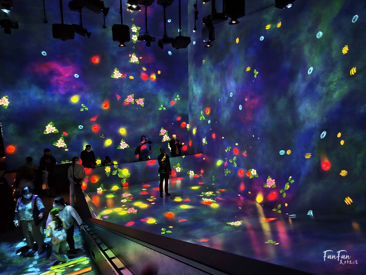 東京必去打卡景點!豐洲TeamLab Planets TOKYO DMM展覽參觀攻略!東京最夢幻的沈浸式互動藝術展覽 - 第31張圖 東京必去打卡景點!豐洲TeamLab Planets TOKYO DMM展覽參觀攻略!東京最夢幻的沈浸式互動藝術展覽