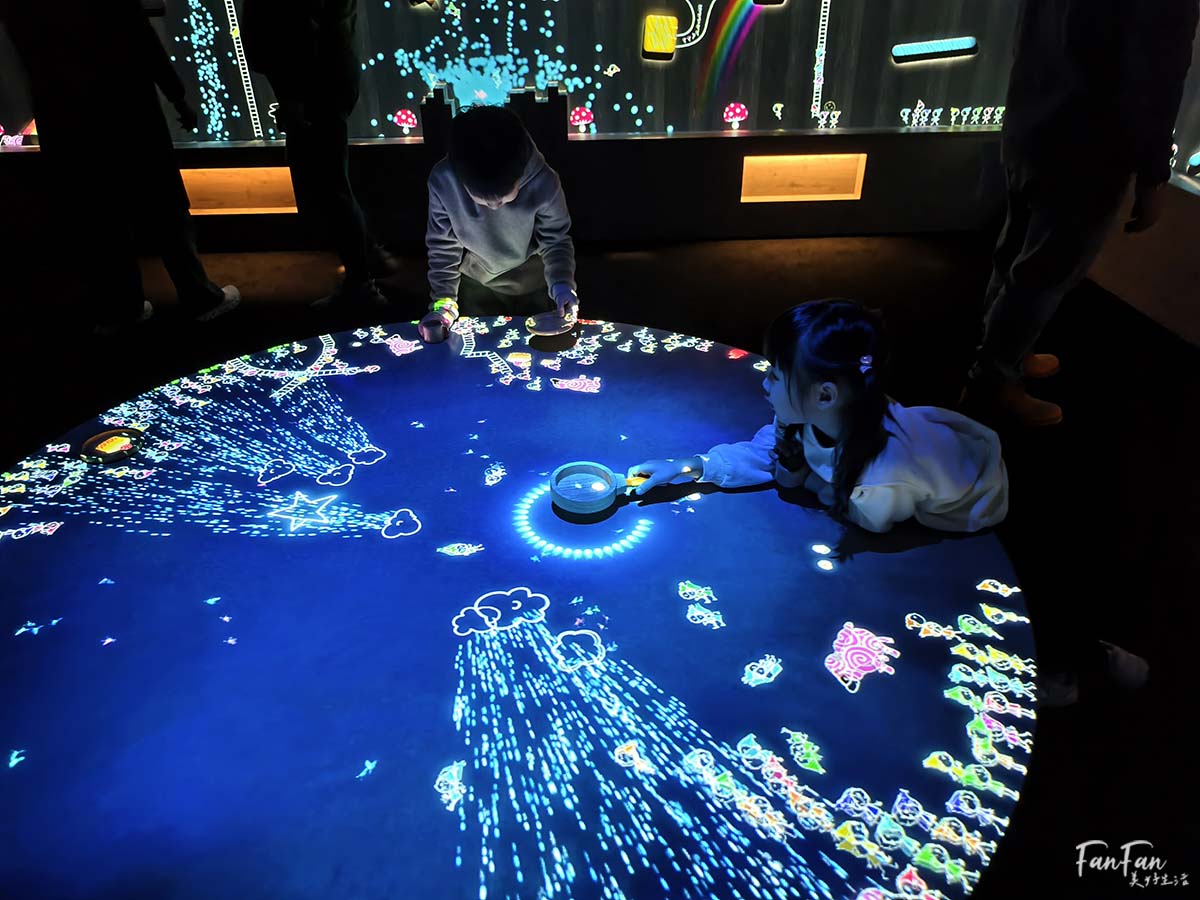 東京必去打卡景點!豐洲TeamLab Planets TOKYO DMM展覽參觀攻略!東京最夢幻的沈浸式互動藝術展覽 - 第56張圖 東京必去打卡景點!豐洲TeamLab Planets TOKYO DMM展覽參觀攻略!東京最夢幻的沈浸式互動藝術展覽