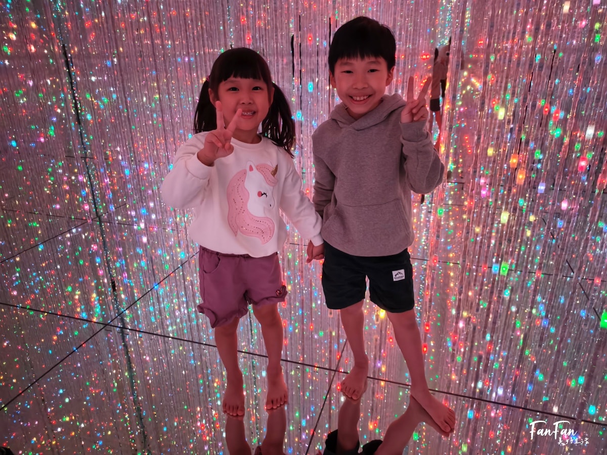 東京必去打卡景點!豐洲TeamLab Planets TOKYO DMM展覽參觀攻略!東京最夢幻的沈浸式互動藝術展覽 - 第12張圖 東京必去打卡景點!豐洲TeamLab Planets TOKYO DMM展覽參觀攻略!東京最夢幻的沈浸式互動藝術展覽