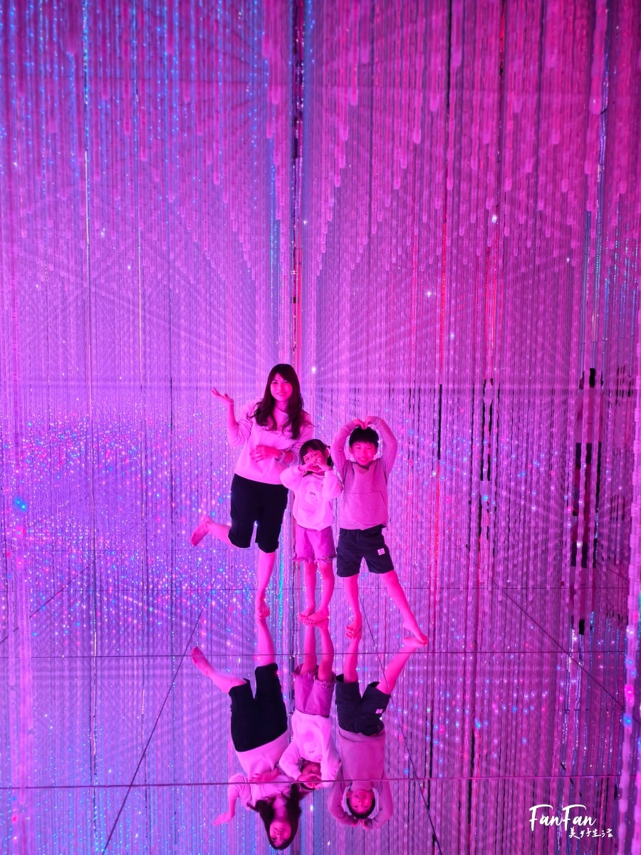 東京必去打卡景點!豐洲TeamLab Planets TOKYO DMM展覽參觀攻略!東京最夢幻的沈浸式互動藝術展覽 - 第13張圖 東京必去打卡景點!豐洲TeamLab Planets TOKYO DMM展覽參觀攻略!東京最夢幻的沈浸式互動藝術展覽