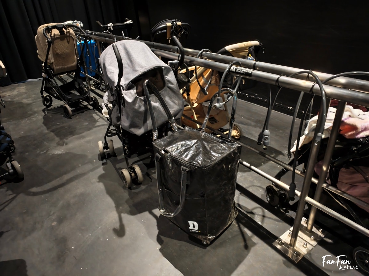 東京必去打卡景點!豐洲TeamLab Planets TOKYO DMM展覽參觀攻略!東京最夢幻的沈浸式互動藝術展覽 - 第8張圖 東京必去打卡景點!豐洲TeamLab Planets TOKYO DMM展覽參觀攻略!東京最夢幻的沈浸式互動藝術展覽